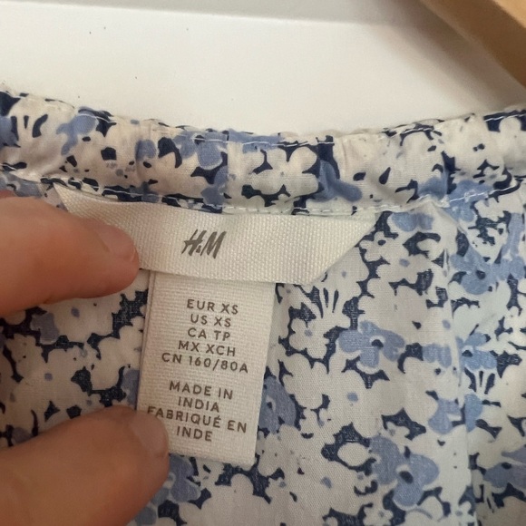 H&M top - Picture 2 of 2